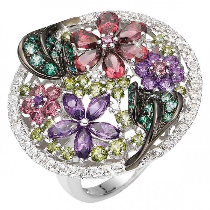 新一年也要红红火火 让石榴石成为你的专属时尚