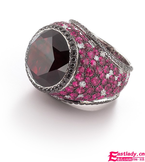 索俪泰上海珠宝展 顶级饰品上演品牌大战