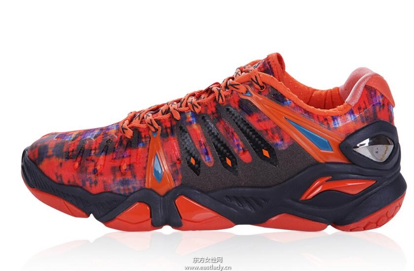 5个选购技巧教你选购一款适合自己的羽毛球鞋