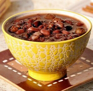 秋季养生粥 枸杞粥有效预防老年昏花