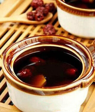 桂圆红枣茶的做法及功效 女人多吃脸色红润