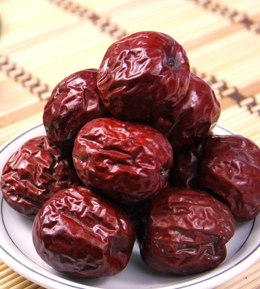 红枣的作用 女性吃红枣会带来哪些好处
