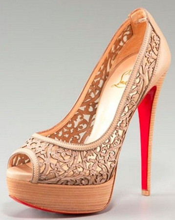 初夏女星衷爱的出街爱鞋