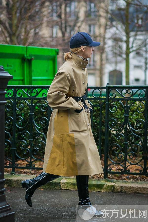 卡其色风衣3月来“叫春” 刘亦菲敞开穿气场足