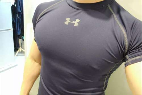 男丰胸.jpg