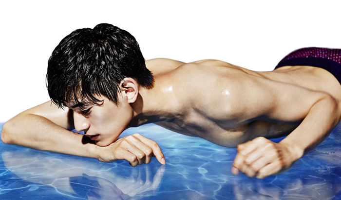 韩国男星金泰焕肌肉写真 大秀身材引迷妹舔屏