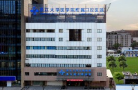 杭州种植牙医生排名榜前十名！业内公认的种植专家公布