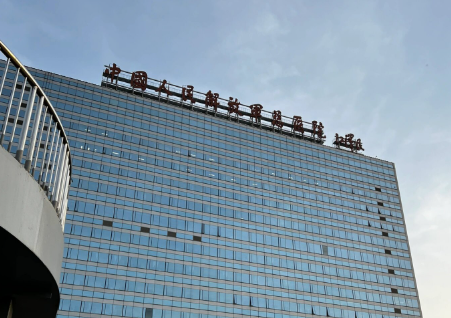 301医院玻尿酸注射怎么样？价格公示与机构硬实力速查