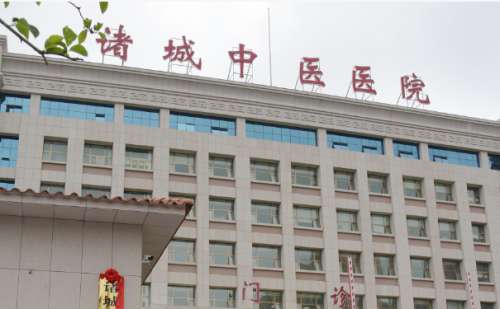 诸城市中医院程俊娥进口牙套矫正案例盘点|技术风格怎么样?收费2万元左右起