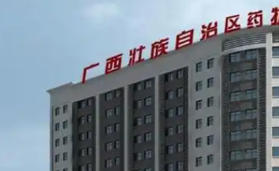 罗锦做富贵包手术咋样？专注富贵包、皮肤肿瘤手术治疗，精细缝合技术强_从业20年经验丰富！