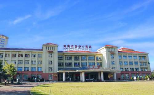 海南西部中心医院招风耳矫正技术级别怎么样?案例反馈&医生简介