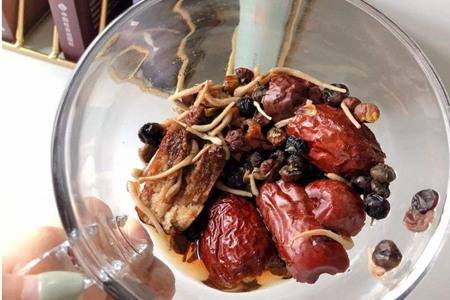 黄精的功能与感化