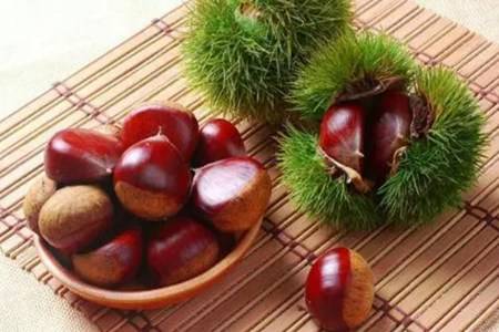 浙江男子踩死螃蟹后带上车 为何新鲜大闸蟹不能带上高铁