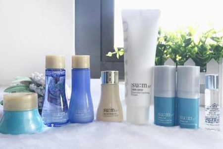 3大知名品牌精华测评 小棕瓶绿宝瓶略贵娇兰效果最好