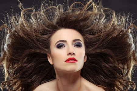 东方女性脱发严重，就要补肝血补精气