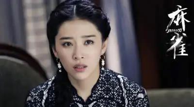 知名女星阚清子减肥太难了！一顿饭只吃了两个鸡蛋，忍不住贪吃了大片火腿崩溃哭了