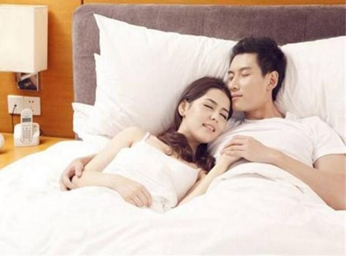 夫妻多长时间一次“恩爱”是最健康的？太频繁会有这些危害
